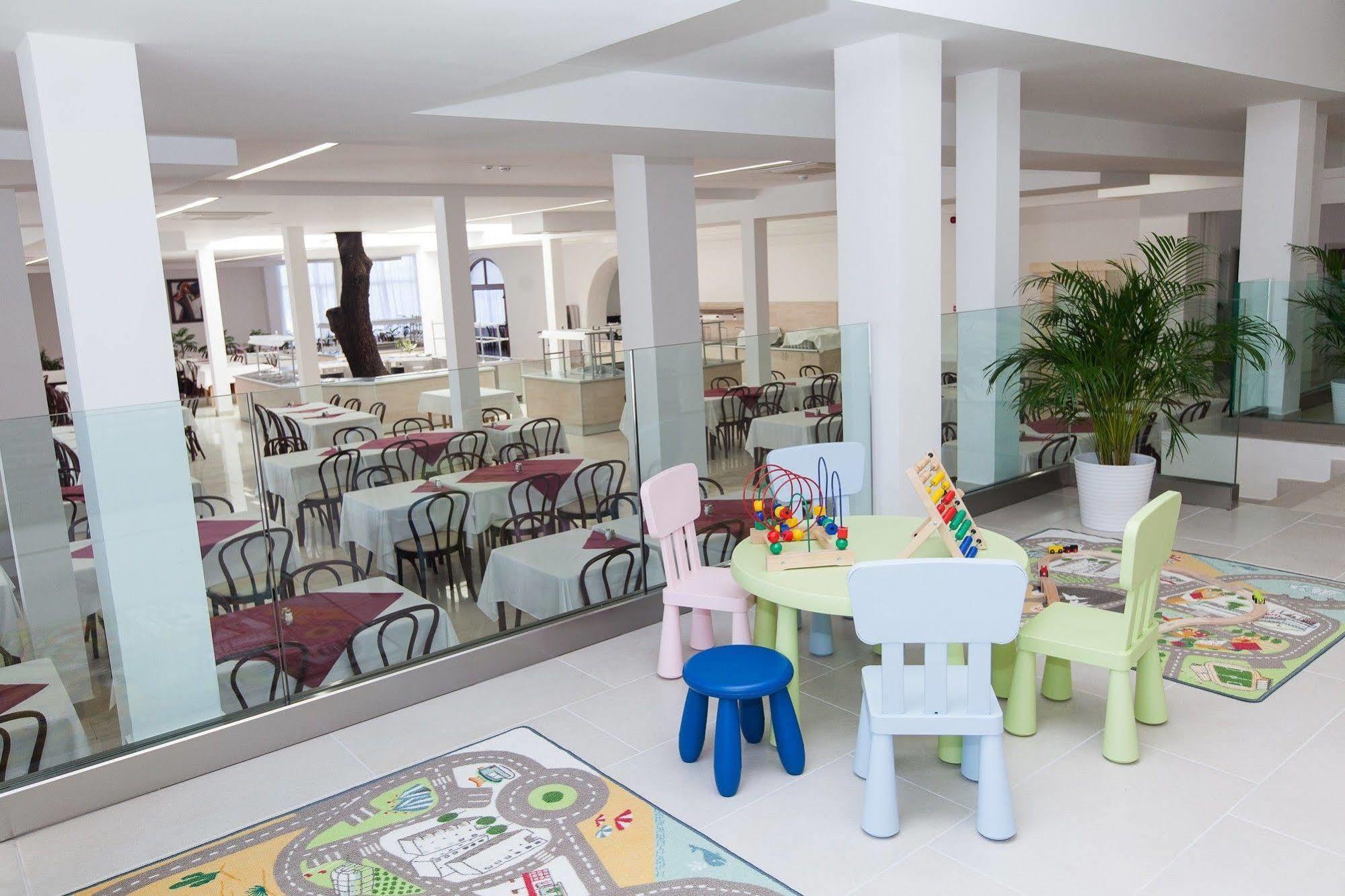 Hotel Slaven Selce Luaran gambar