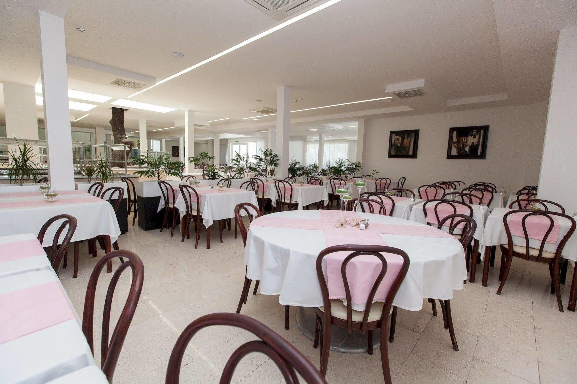 Hotel Slaven Selce Luaran gambar